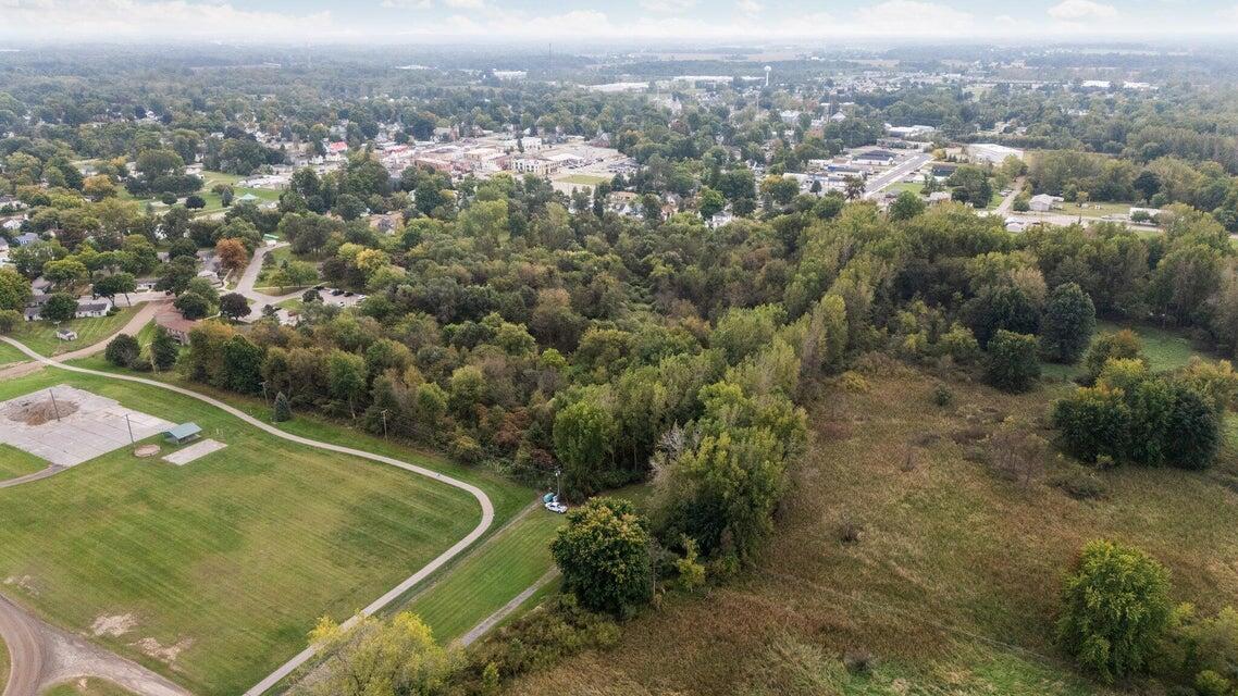 main property photo 39