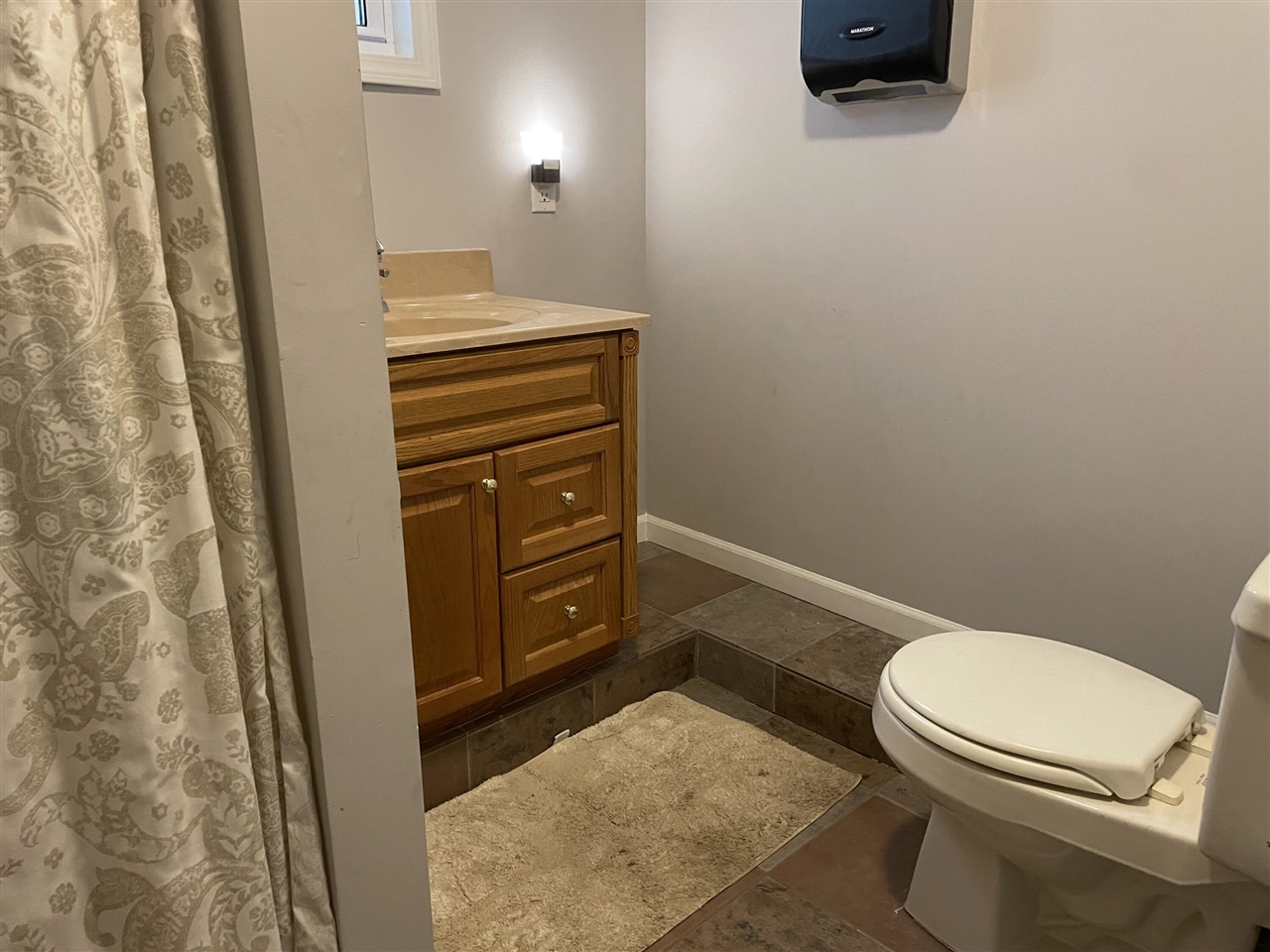 main property photo 12