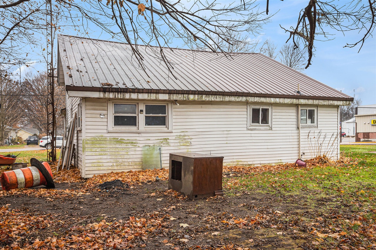 main property photo 18