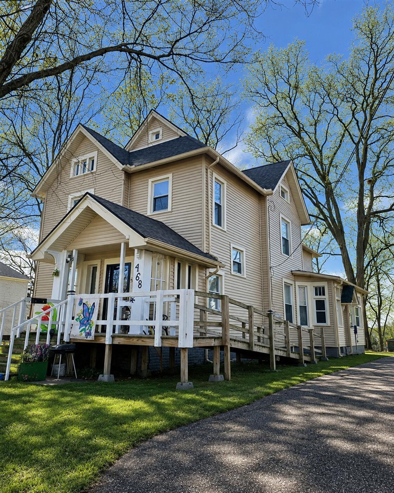 main property photo 1