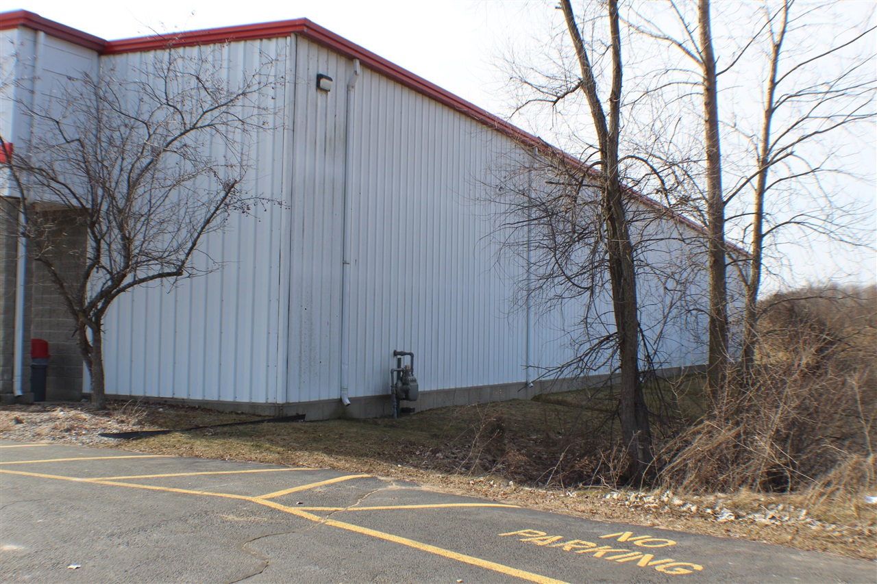 main property photo 8