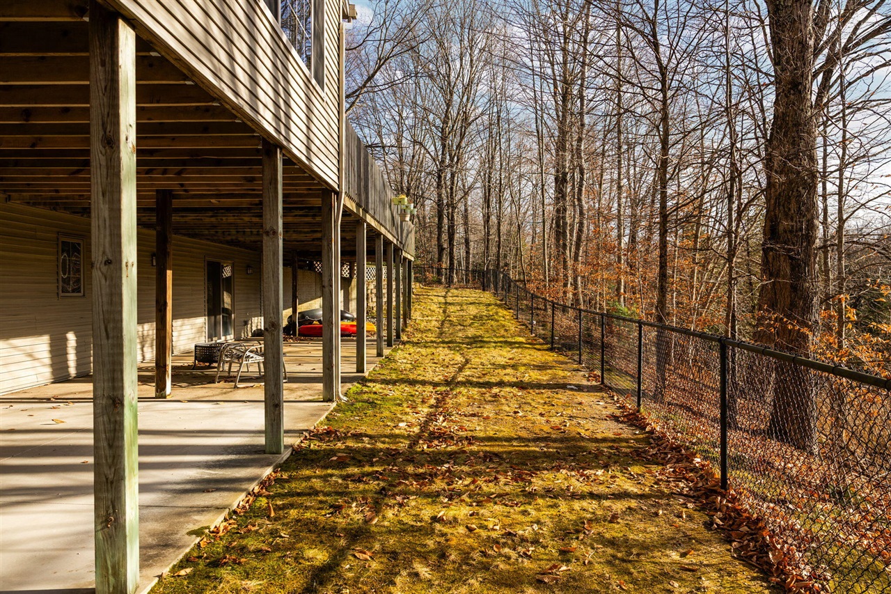 main property photo 70