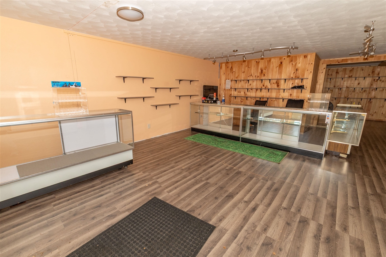 main property photo 49