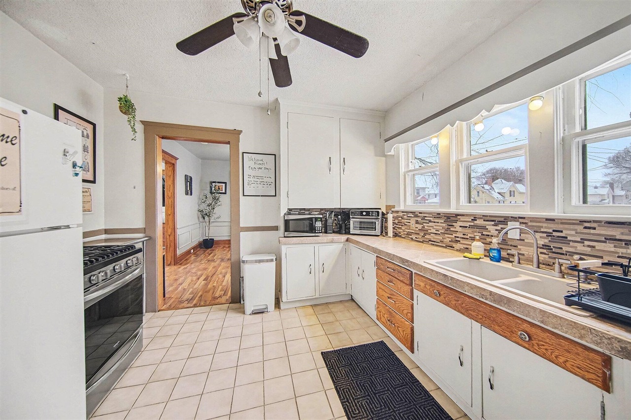 property viewer photo 12
