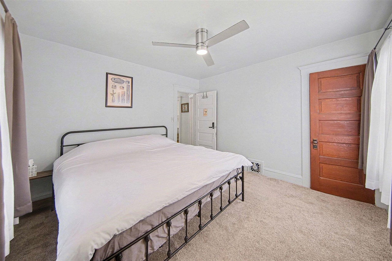 property viewer photo 21