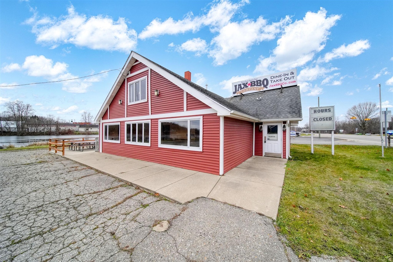 main property photo 1