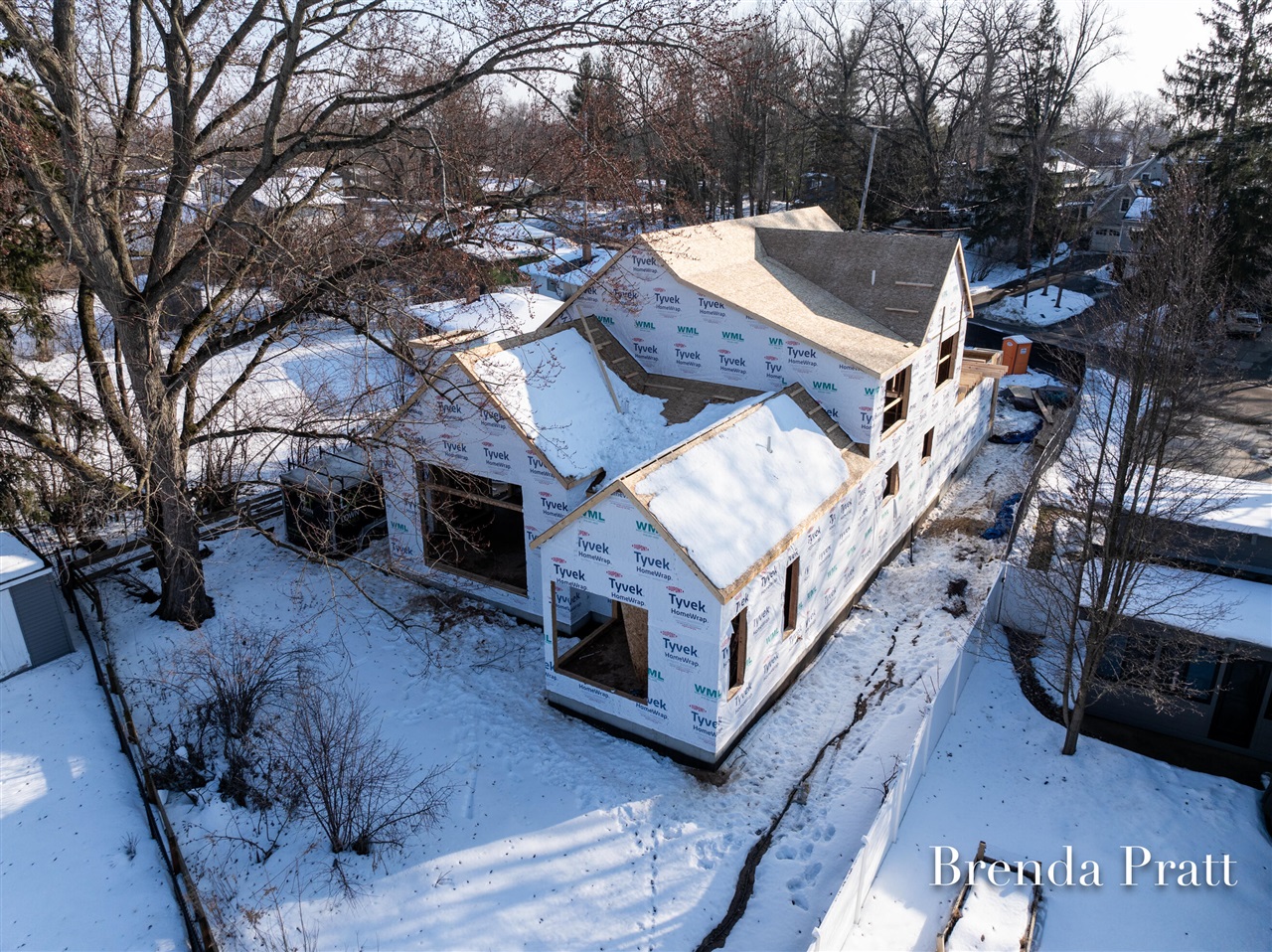 main property photo 16