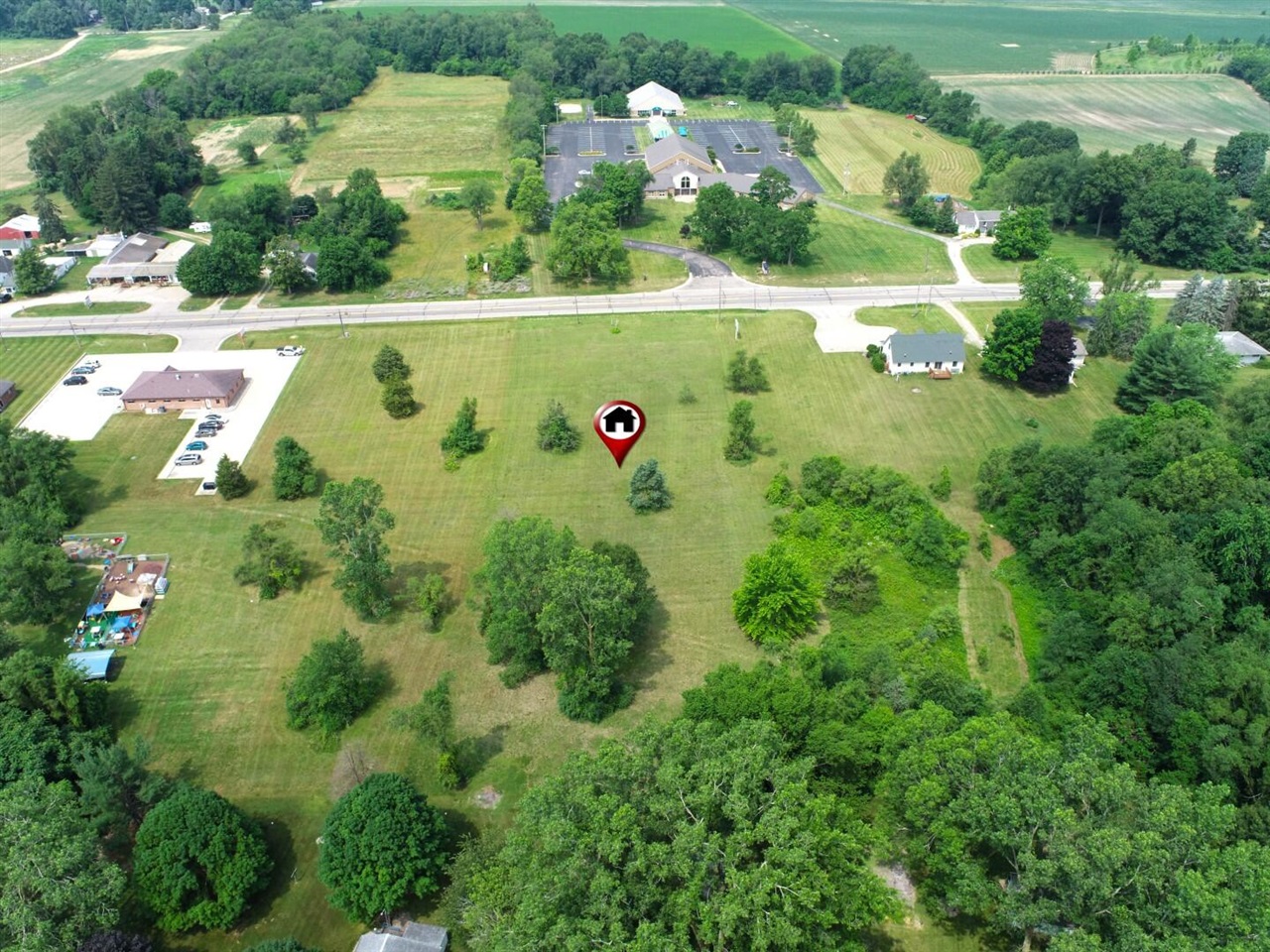 main property photo 4