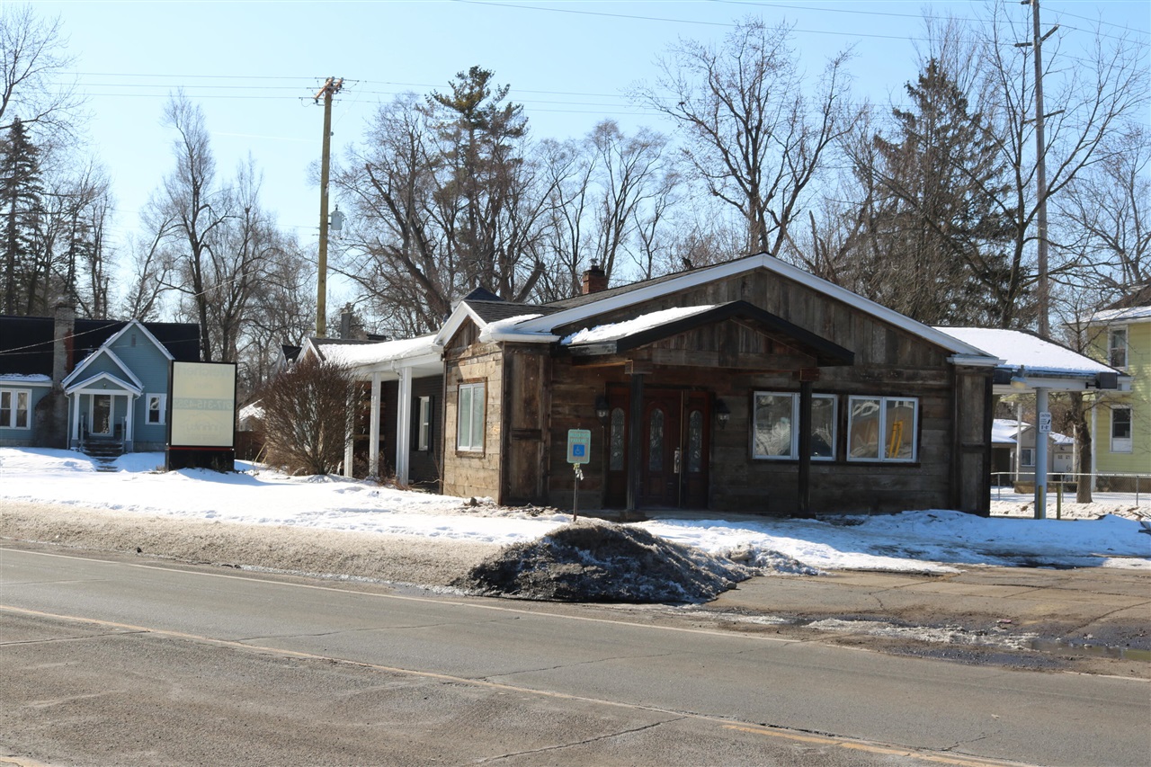 main property photo 6