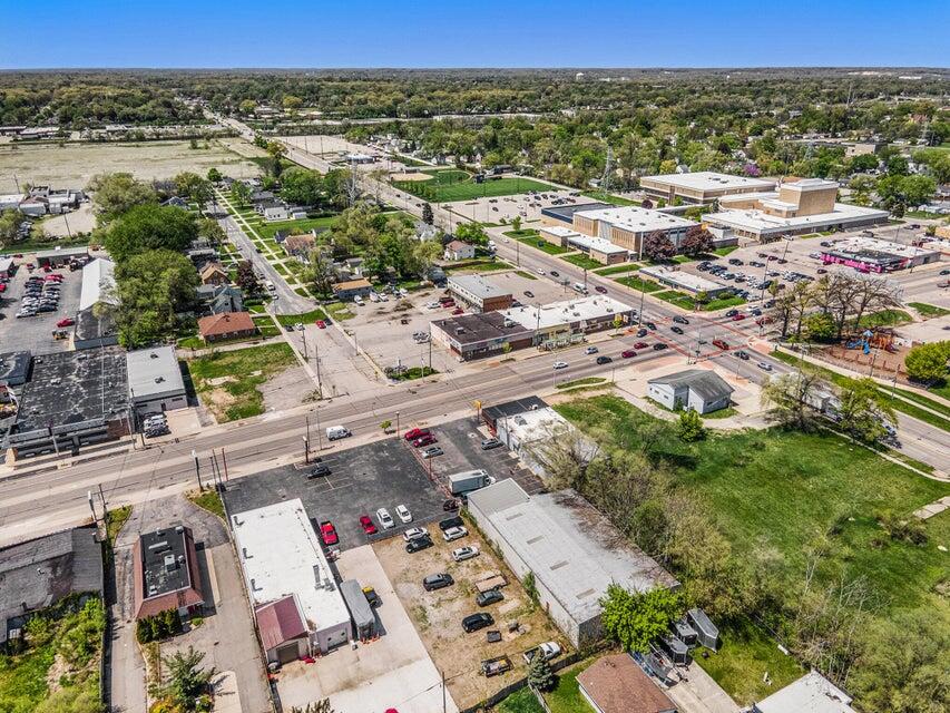 main property photo 5