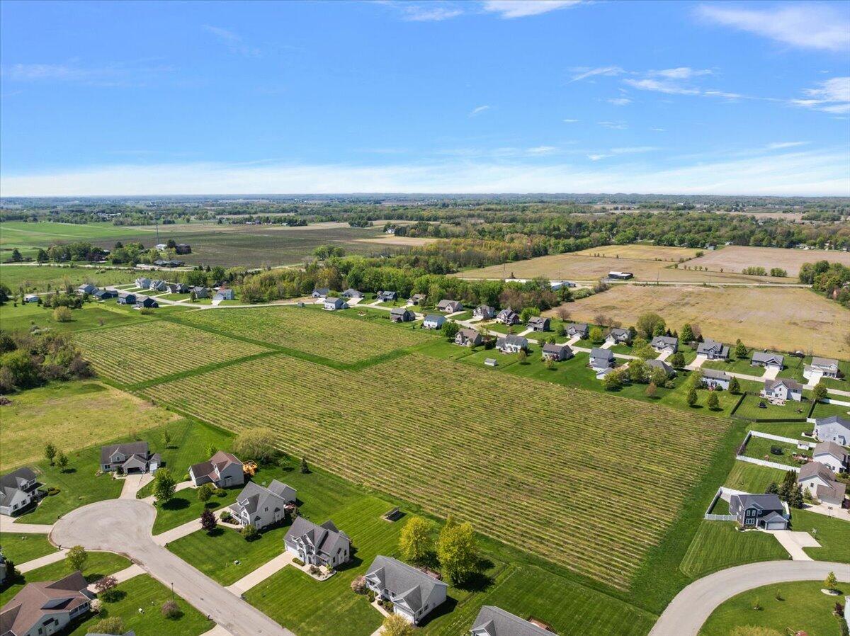 main property photo 15