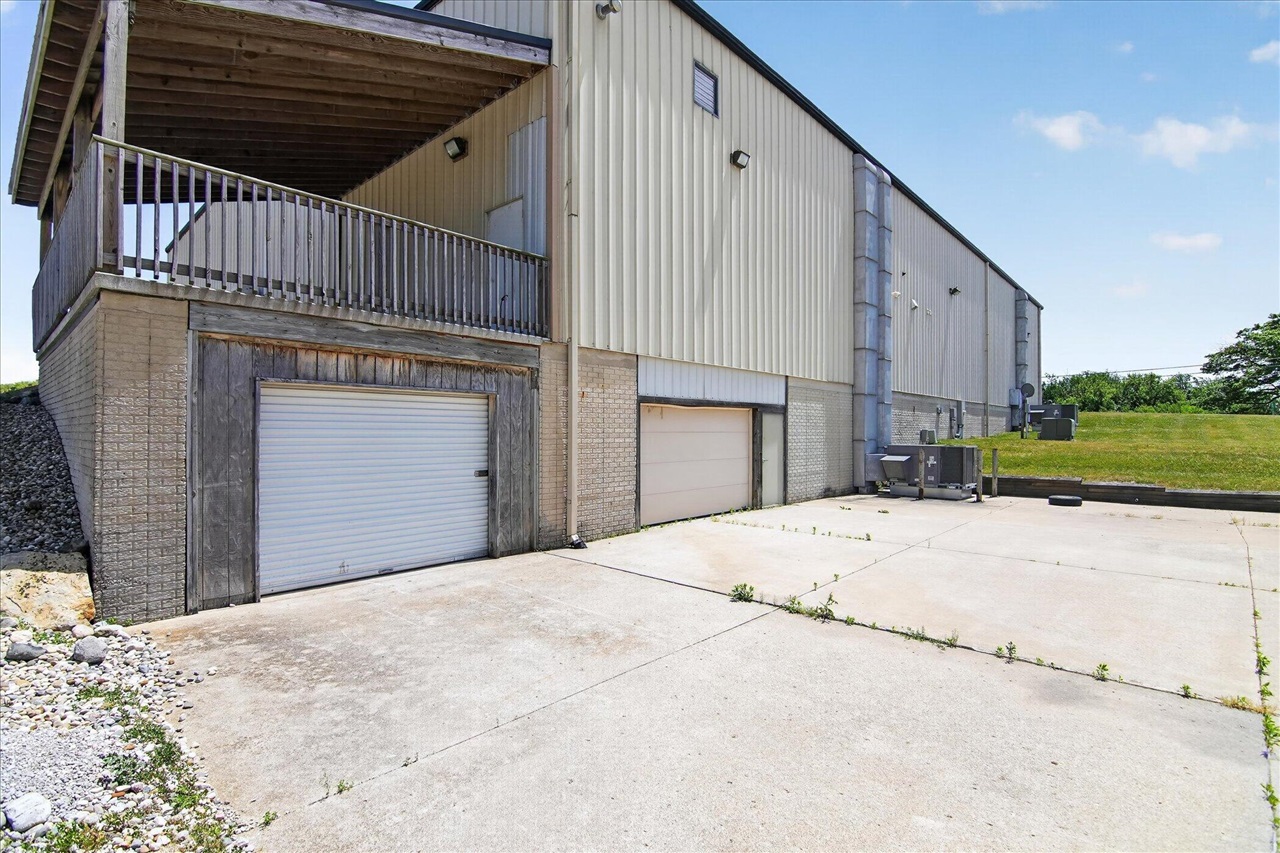 main property photo 48