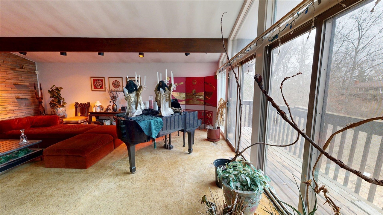 property viewer photo 10