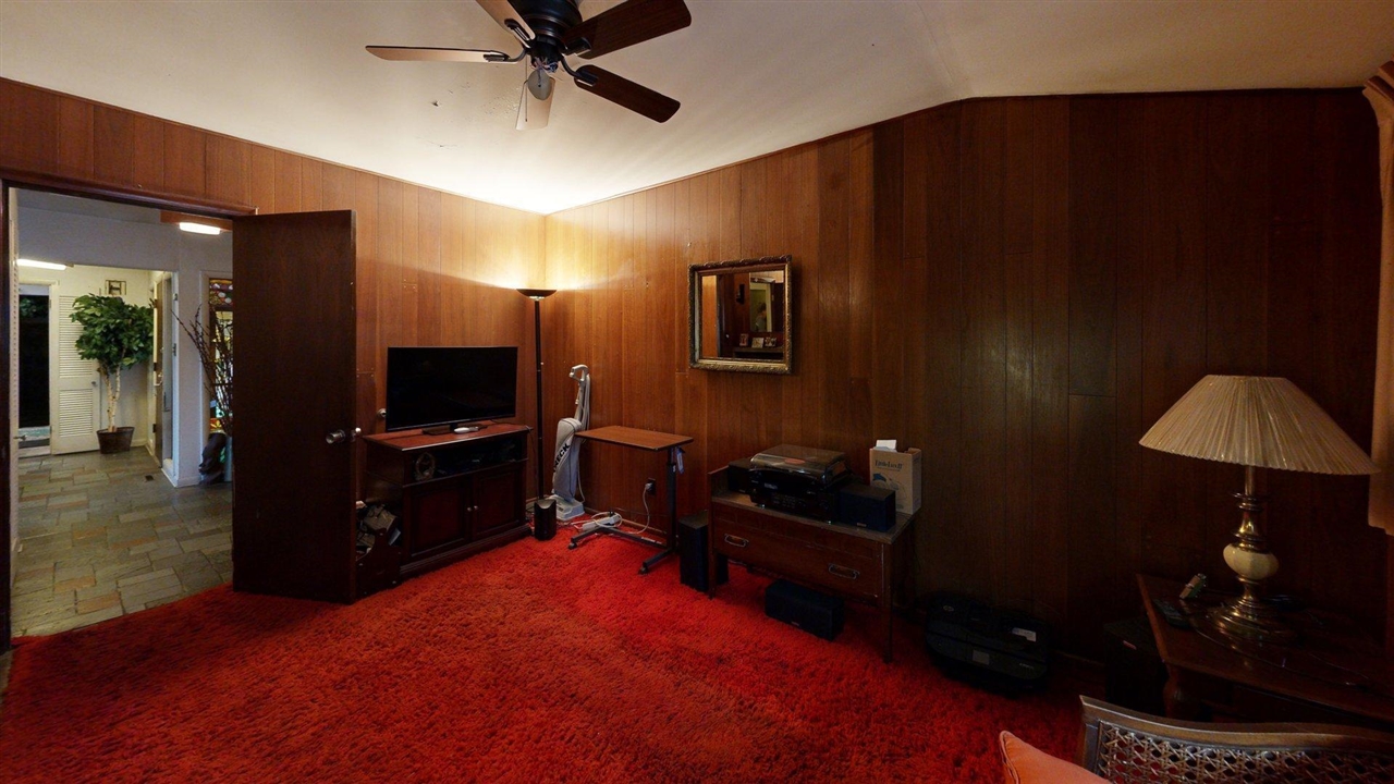 property viewer photo 16