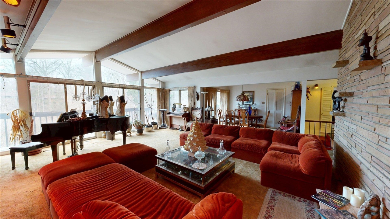 property viewer photo 8