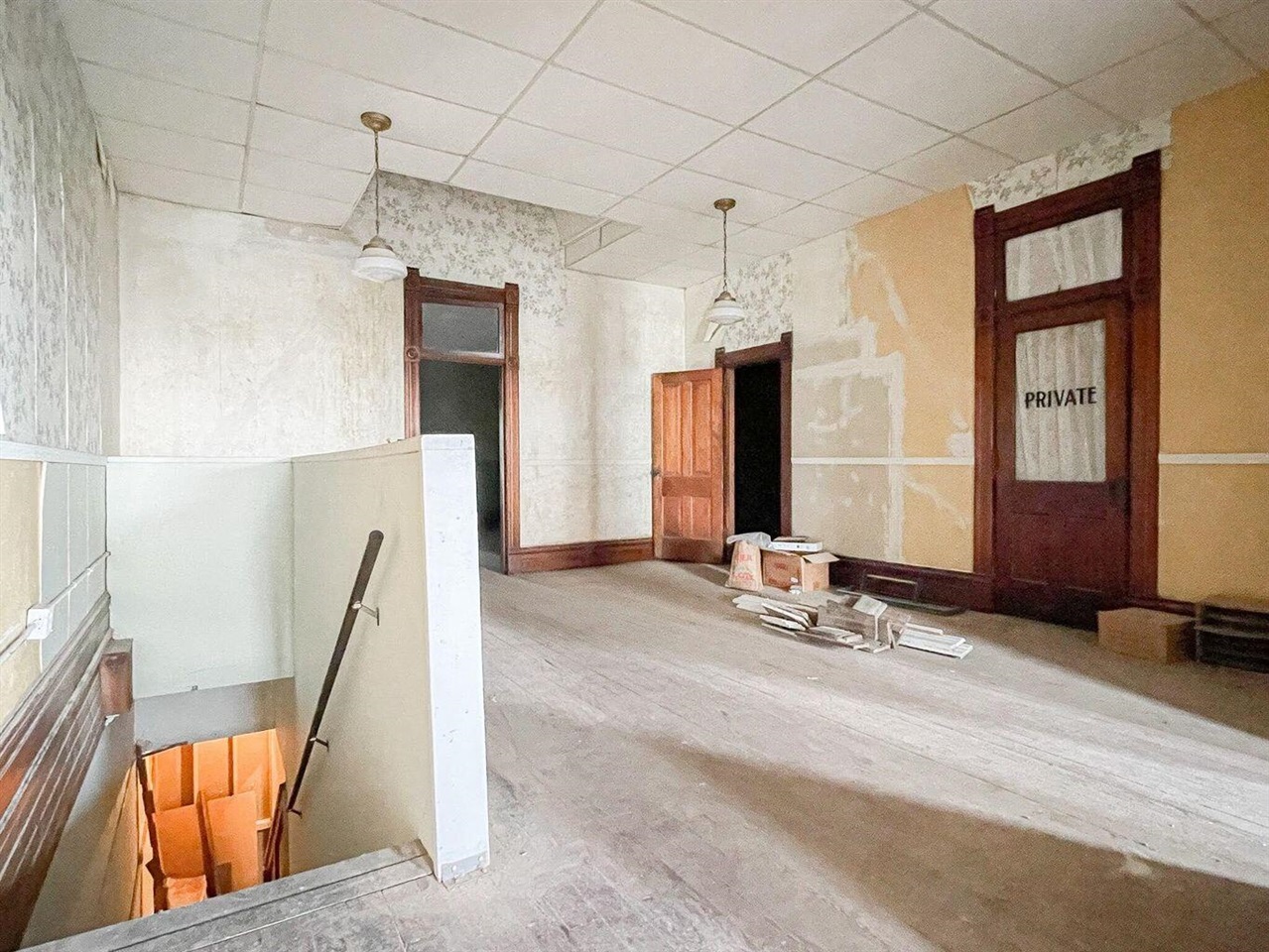 main property photo 24