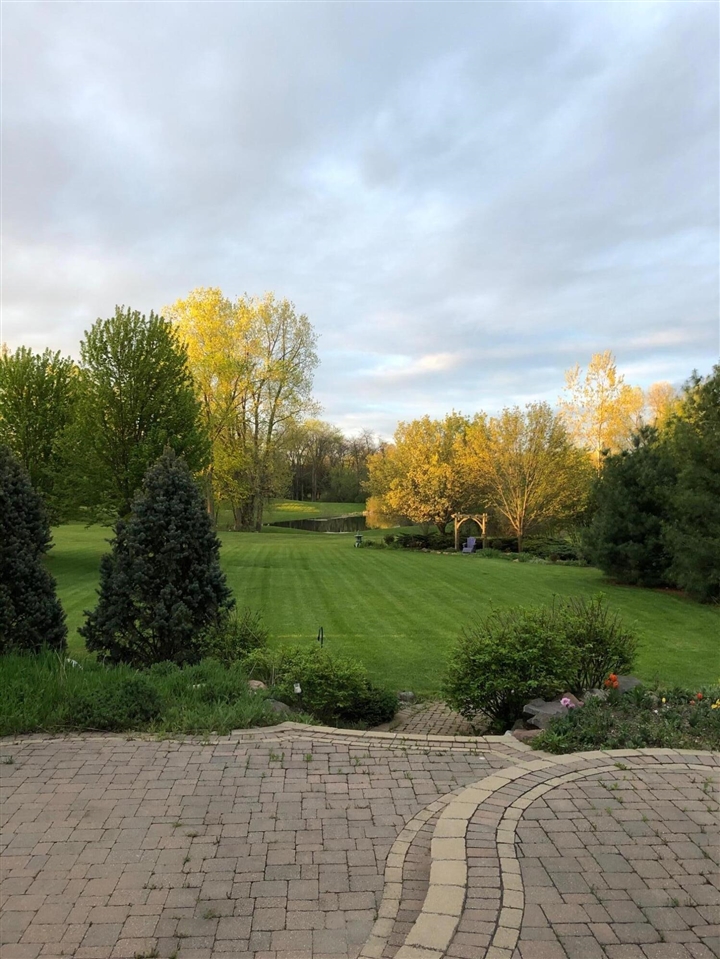 main property photo 18