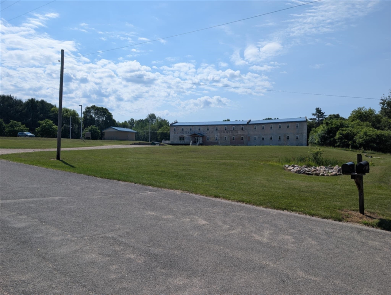 main property photo 14