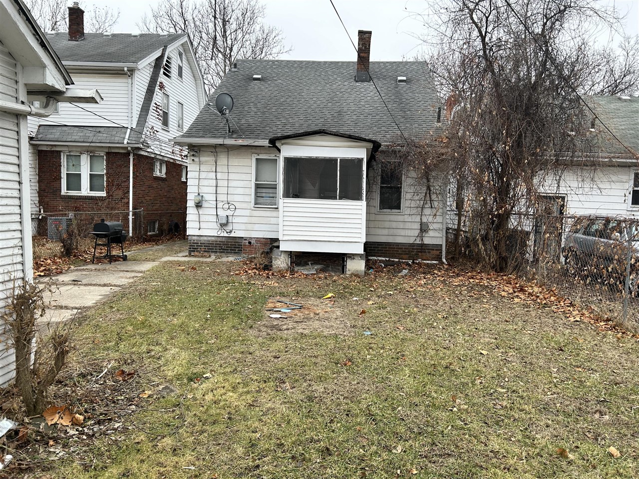 main property photo 15