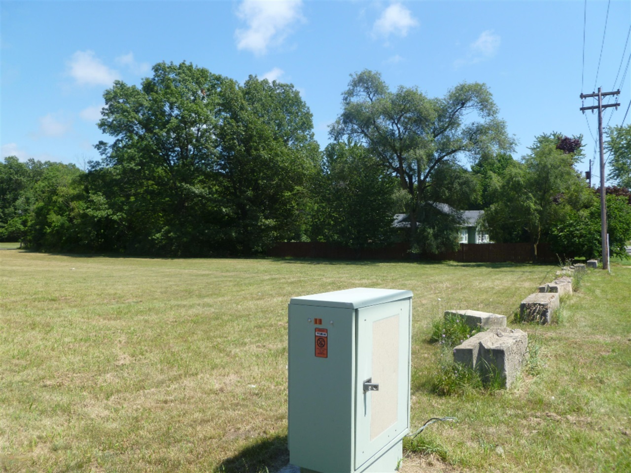 main property photo 26