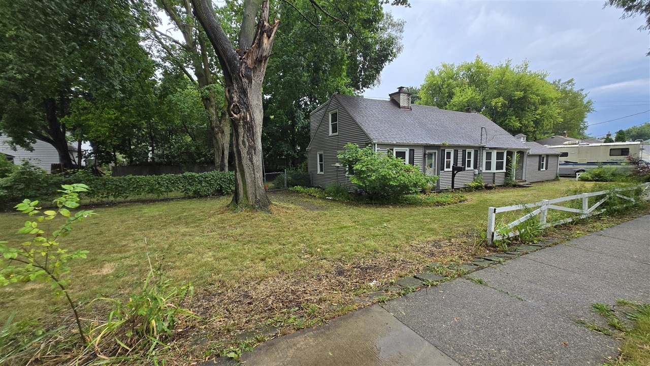 main property photo 2