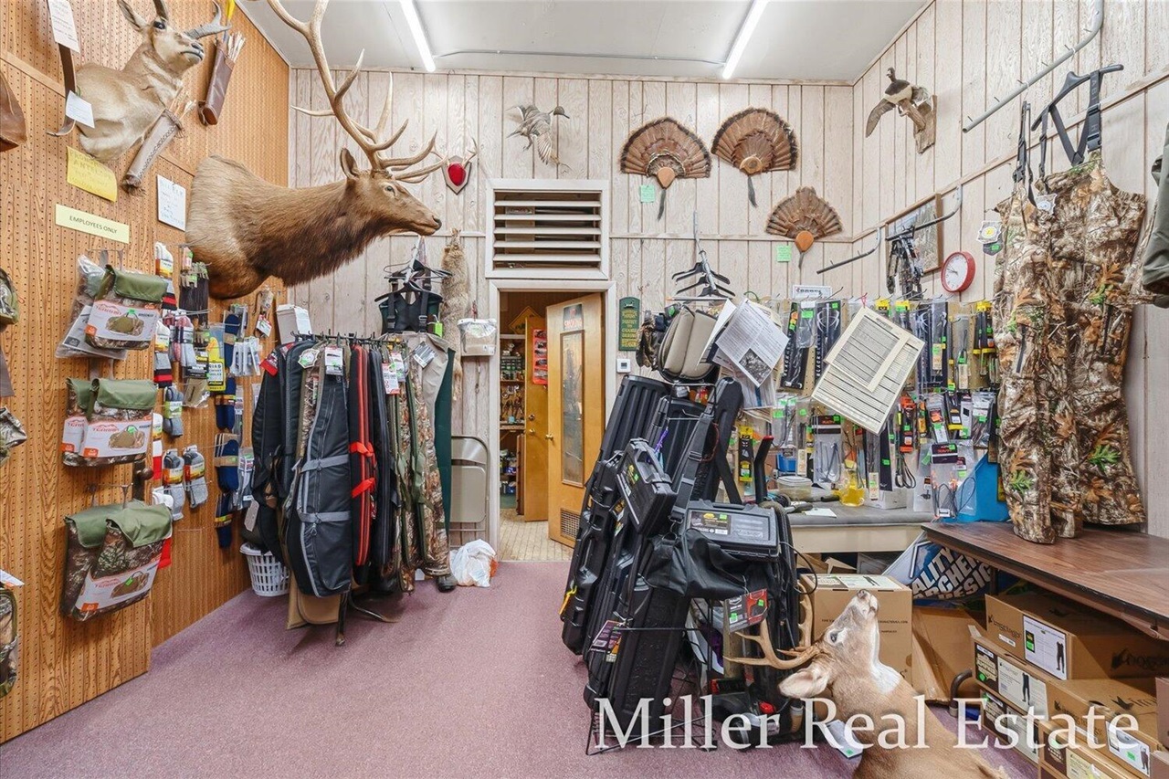 main property photo 12