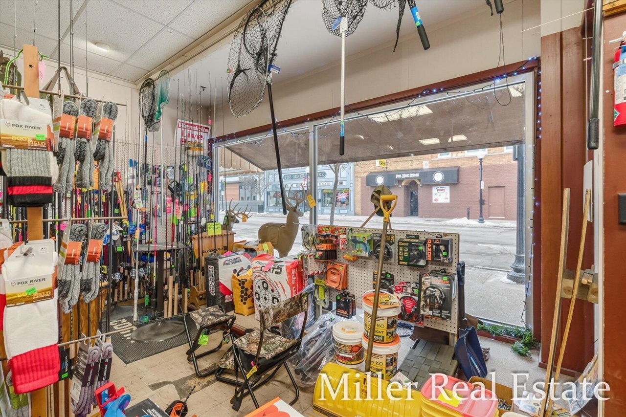 main property photo 9