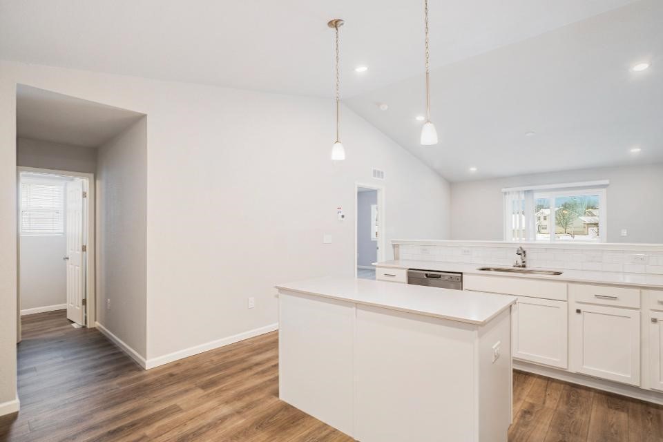 property viewer photo 6
