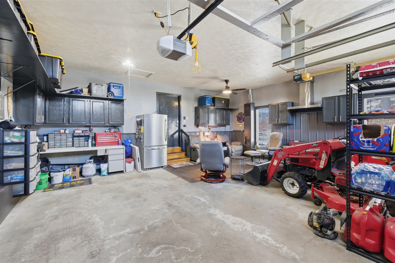 main property photo 59