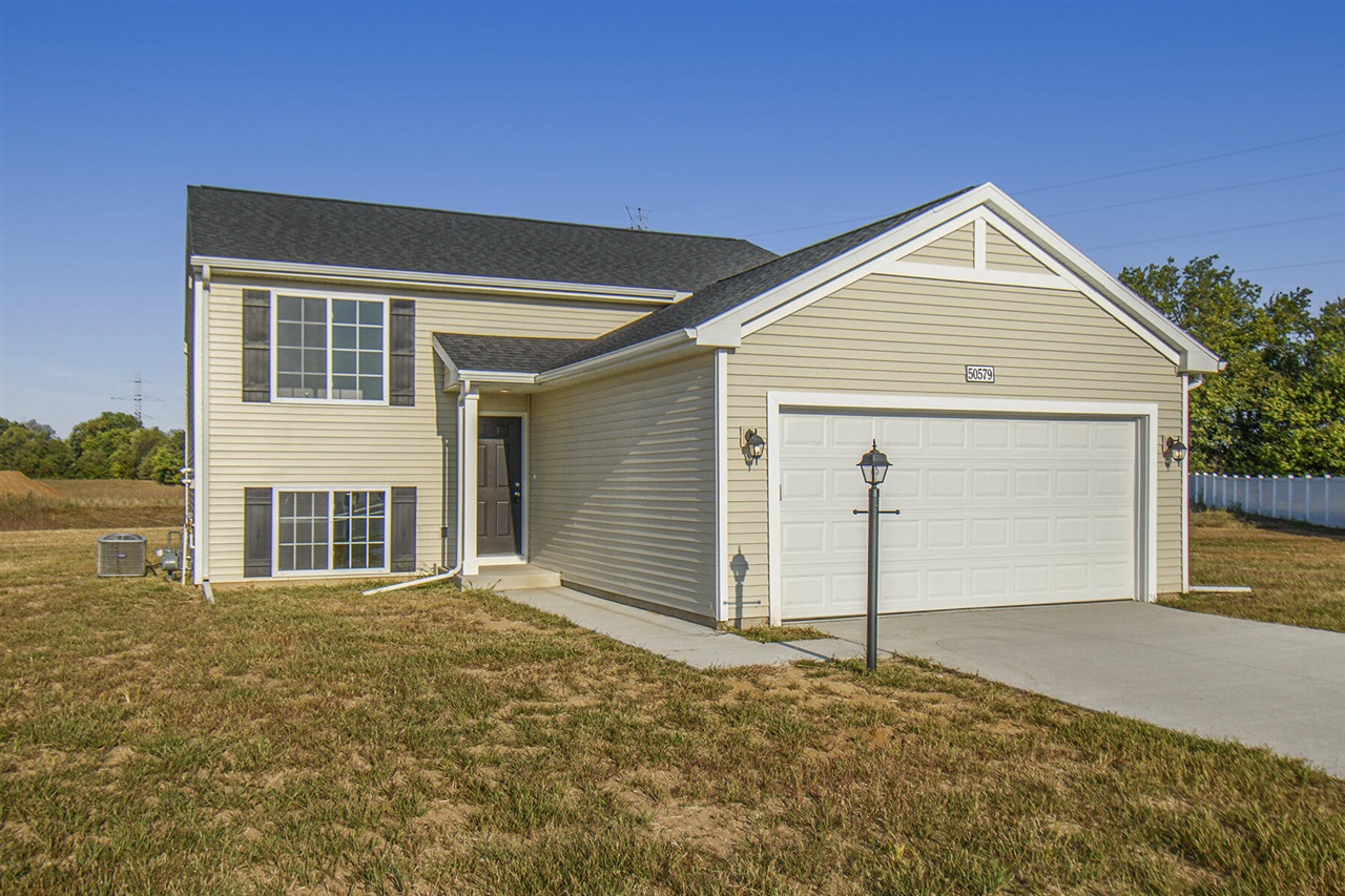 main property photo 0