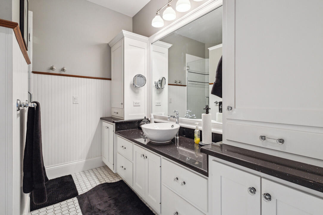 main property photo 79