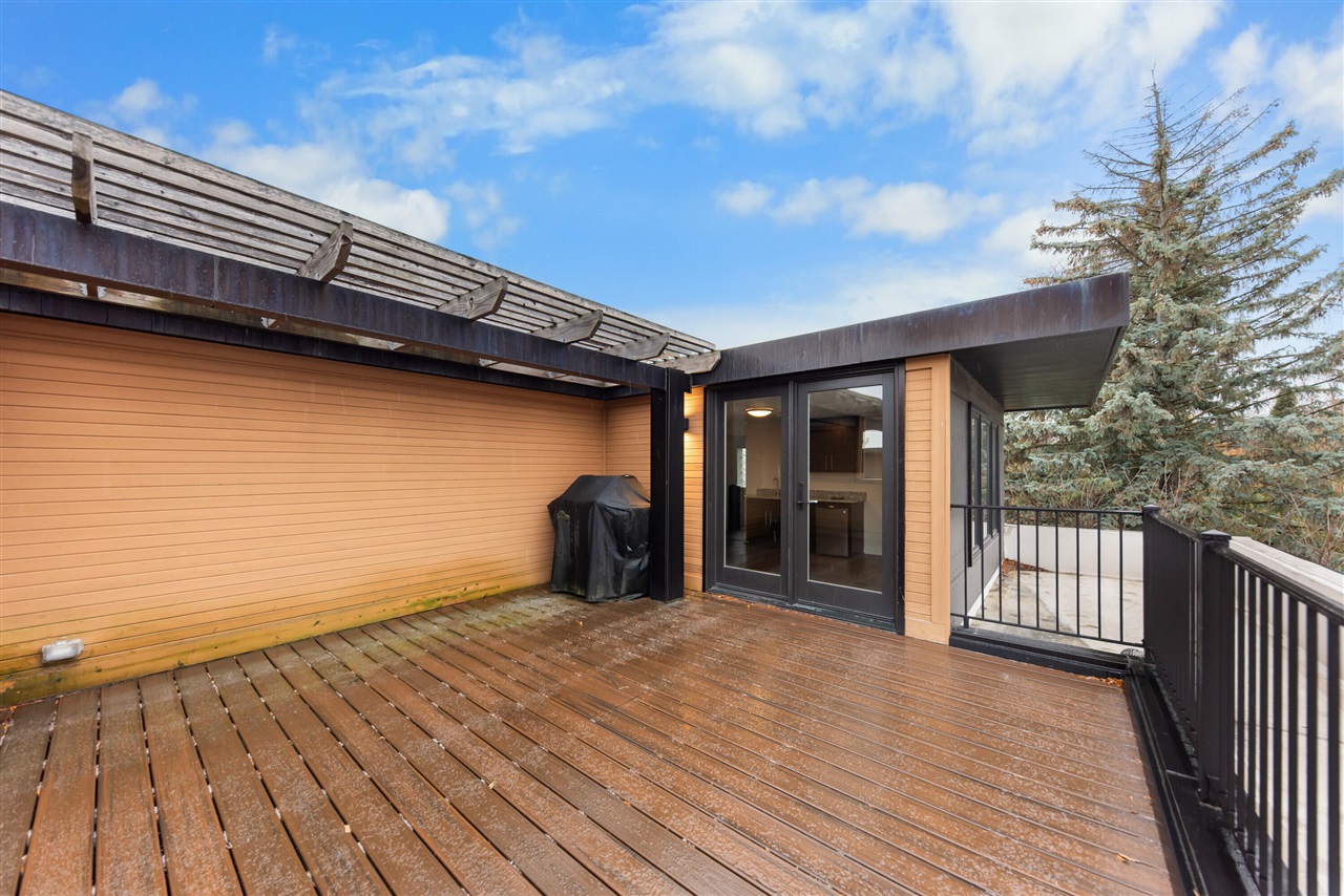 main property photo 68