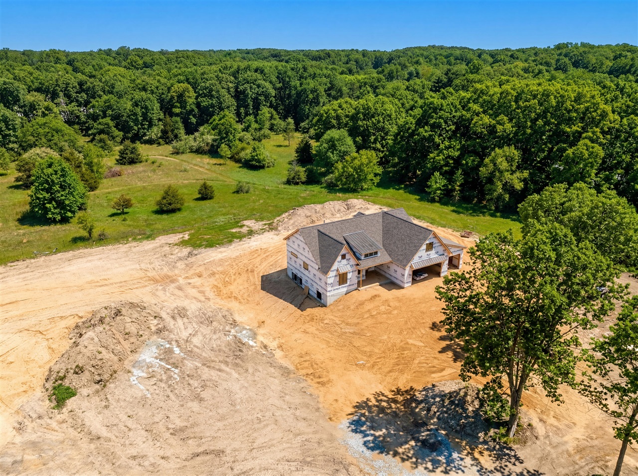 main property photo 6