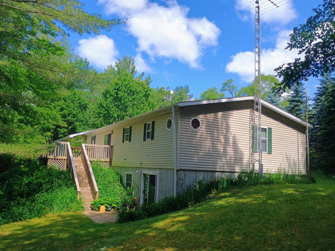 main property photo 22