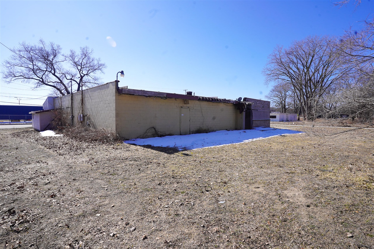 main property photo 6