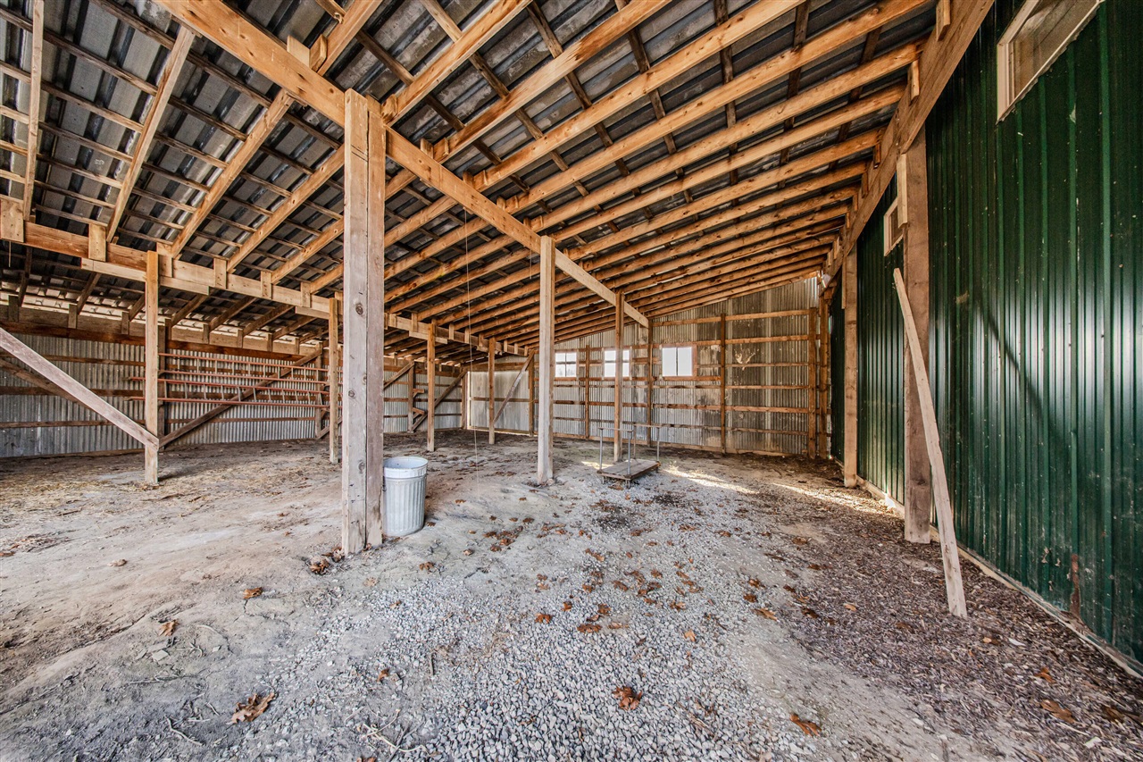 main property photo 57