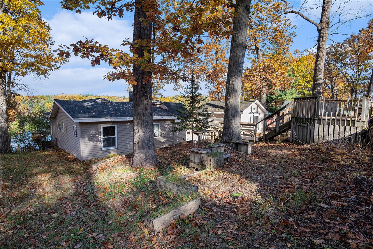 main property photo 32