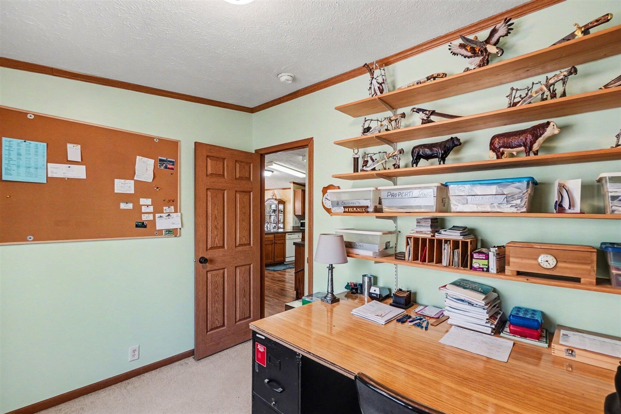 main property photo 22