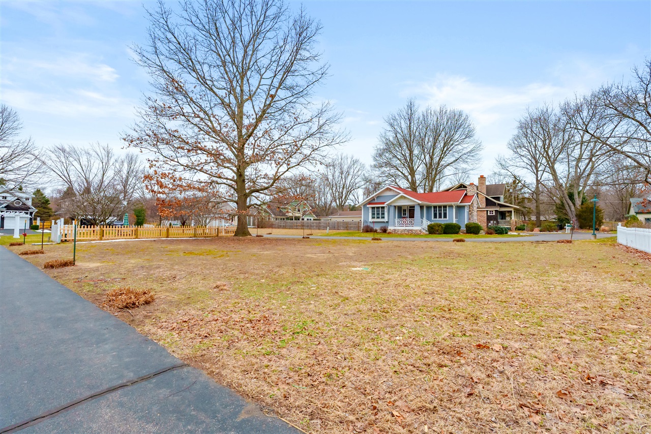 main property photo 10