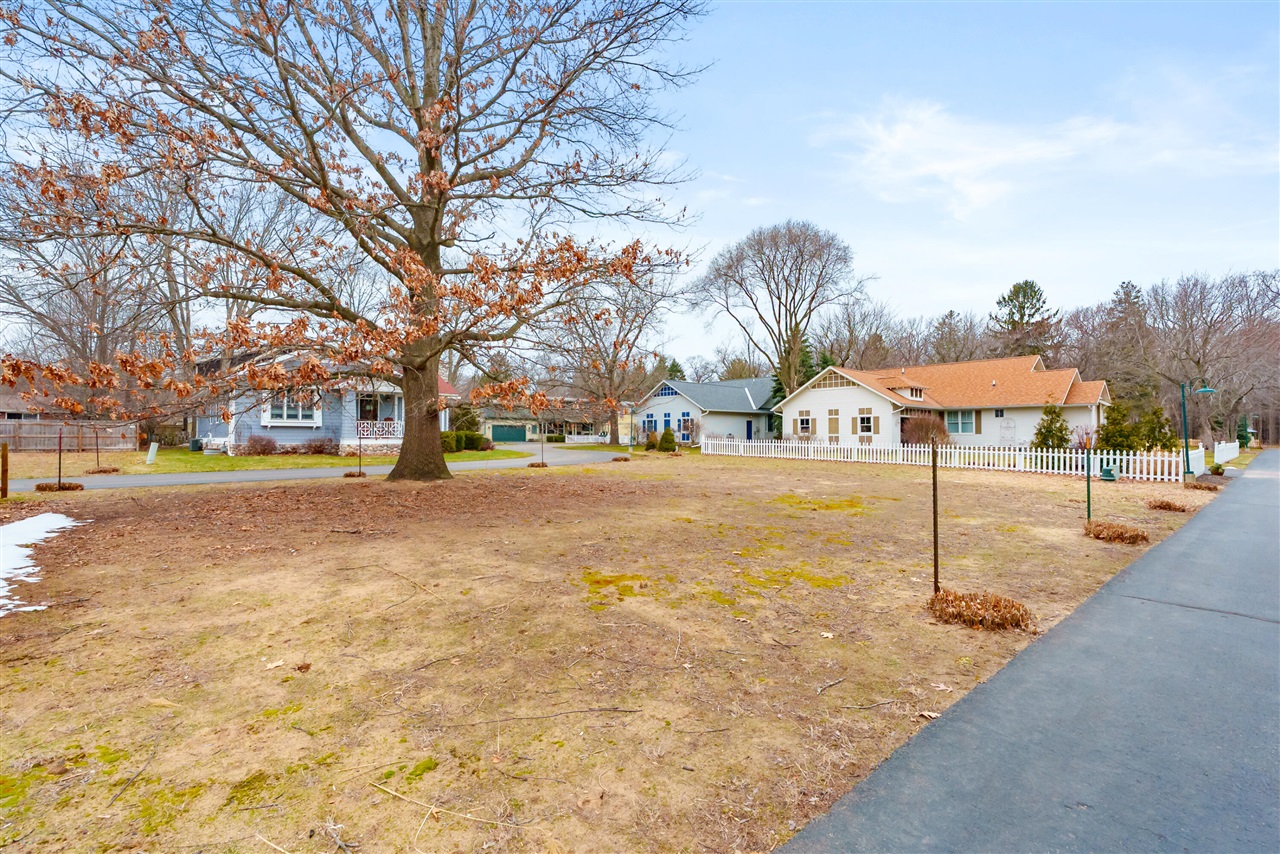 main property photo 9