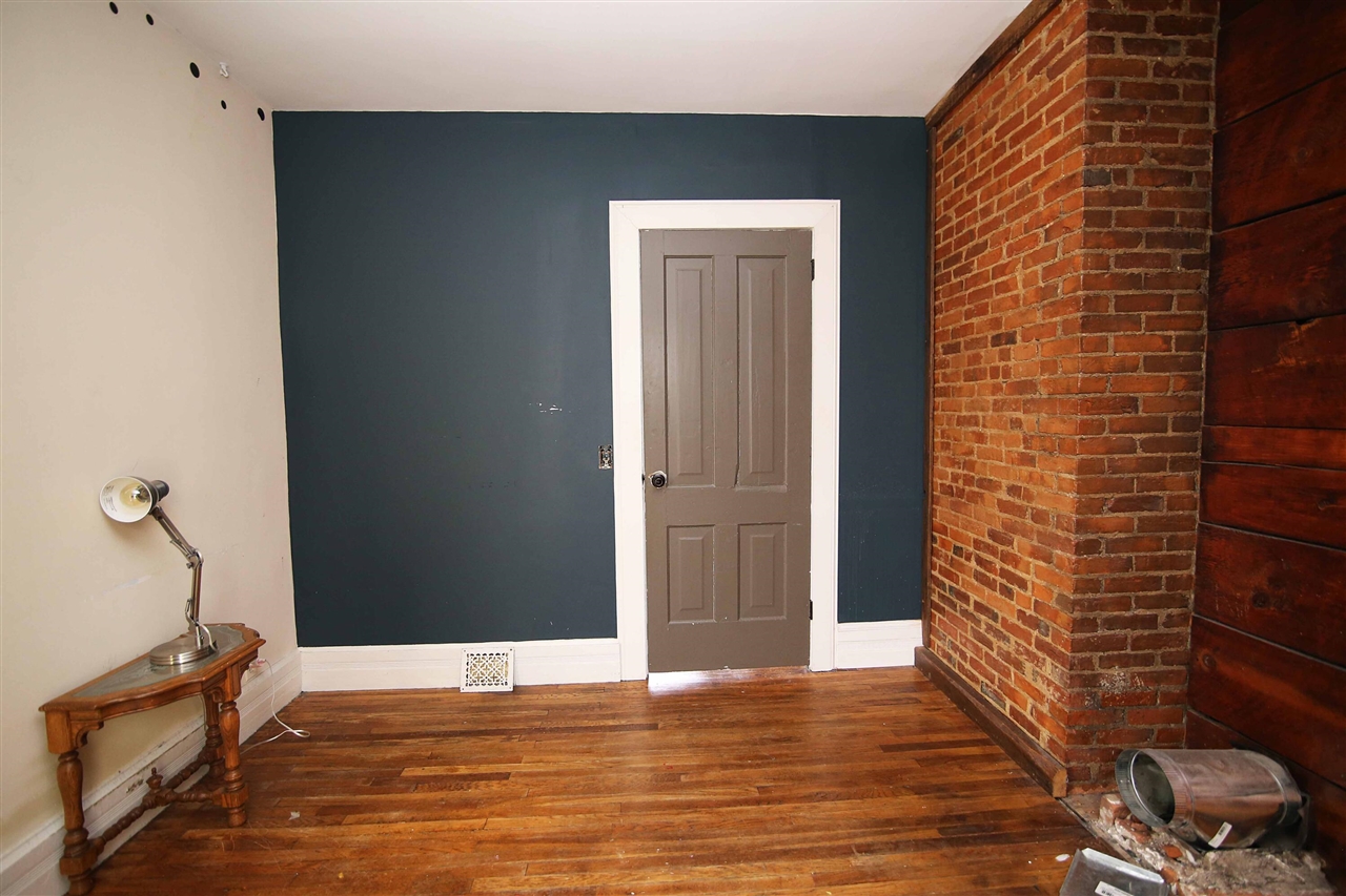 main property photo 39