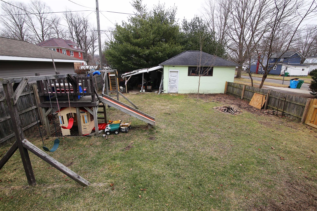 main property photo 51