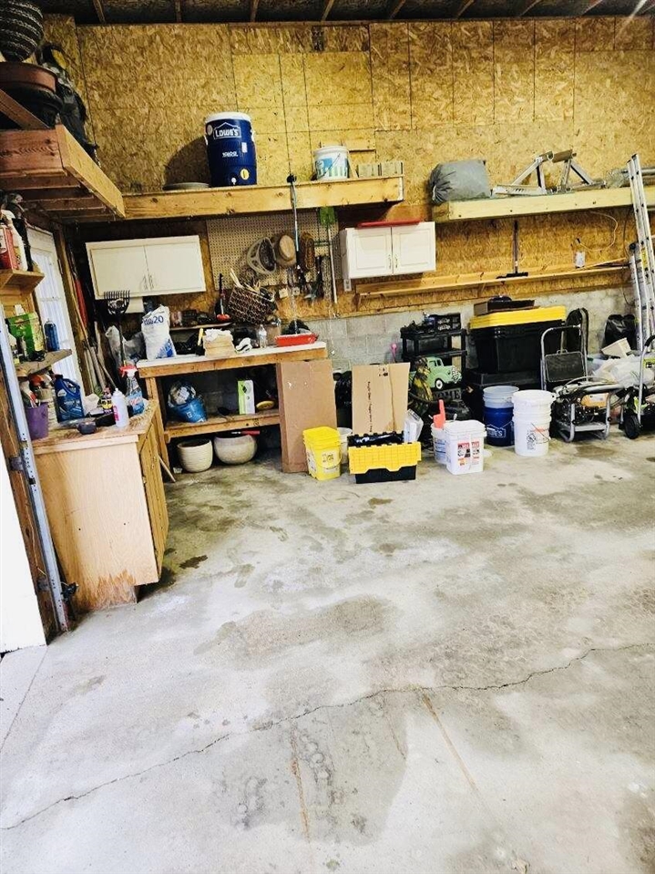main property photo 74