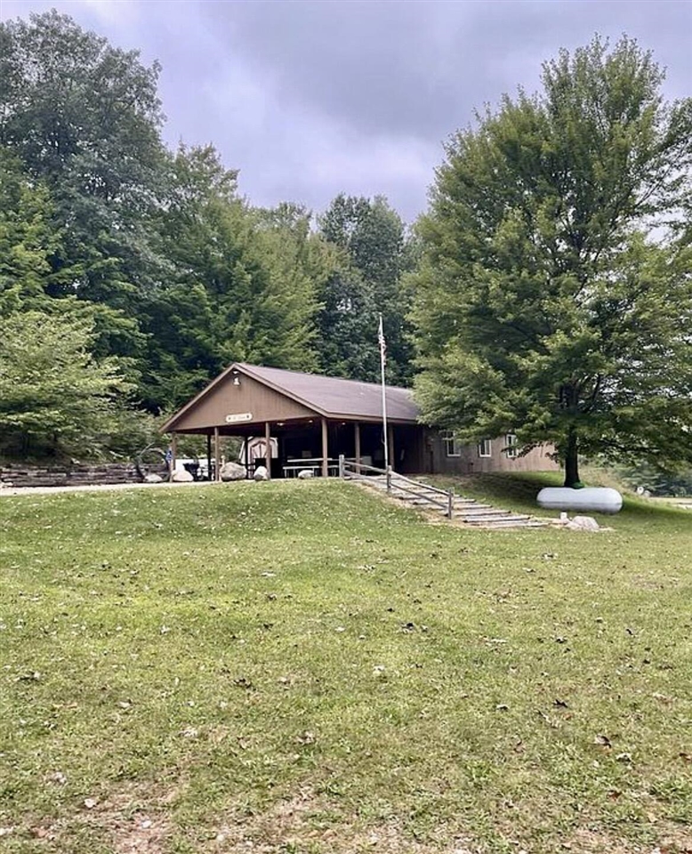 main property photo 10