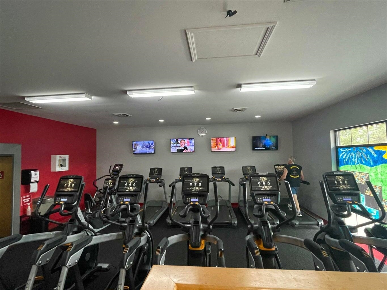 main property photo 6