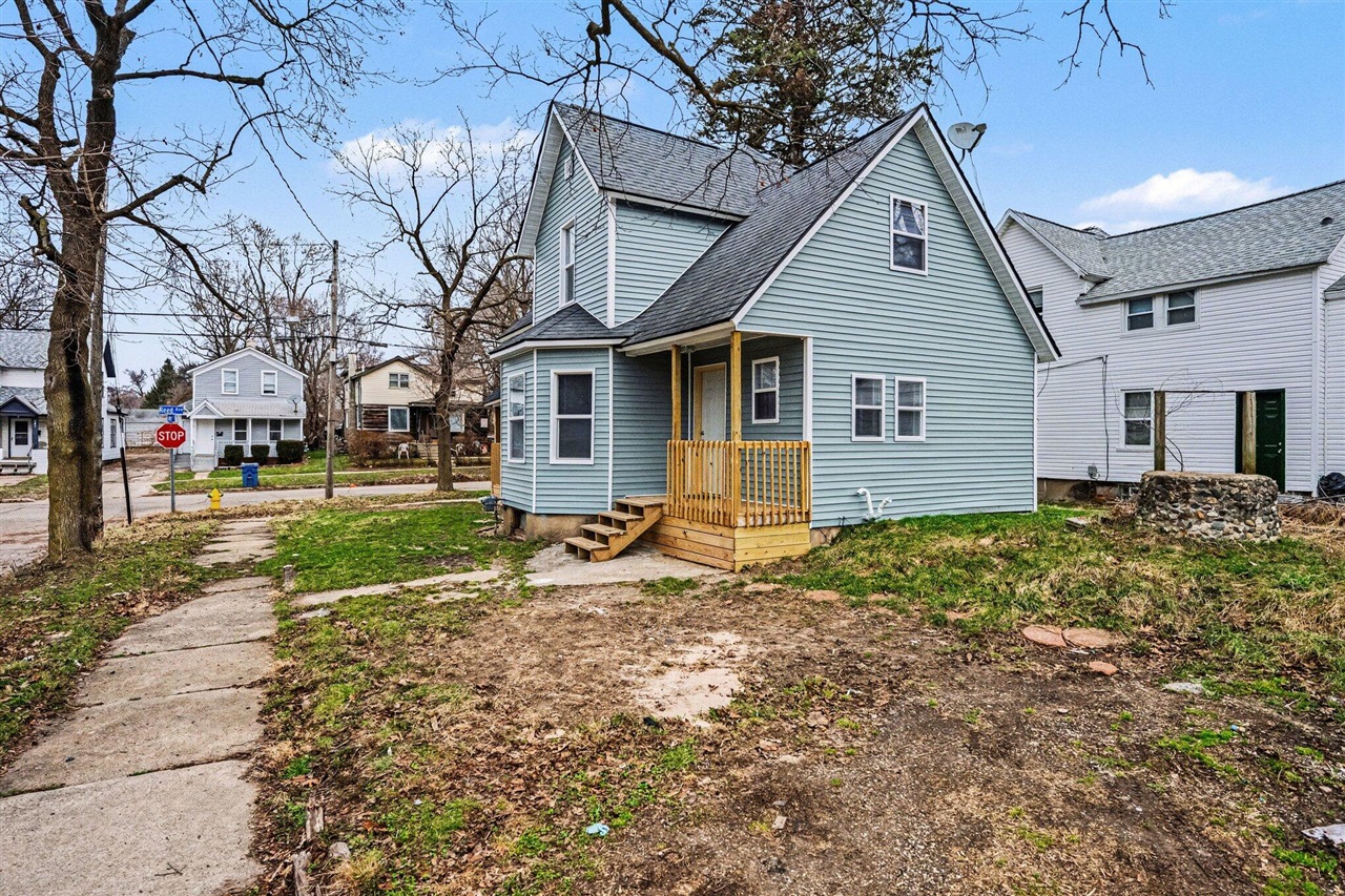 main property photo 2