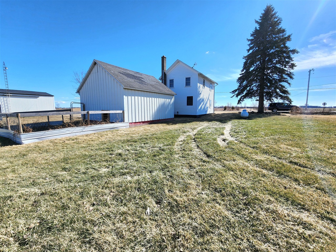 main property photo 59