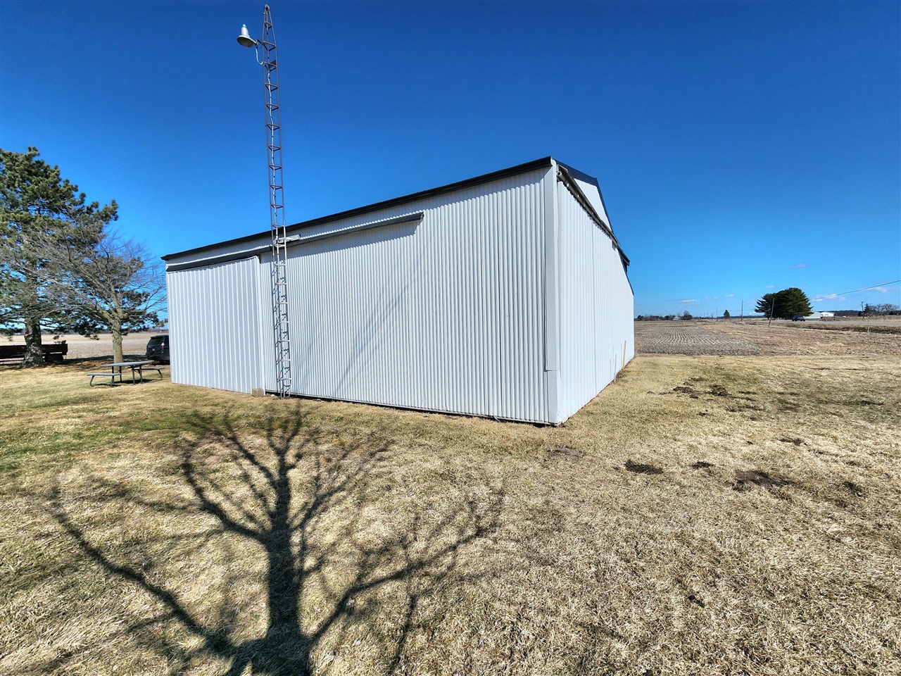 main property photo 68