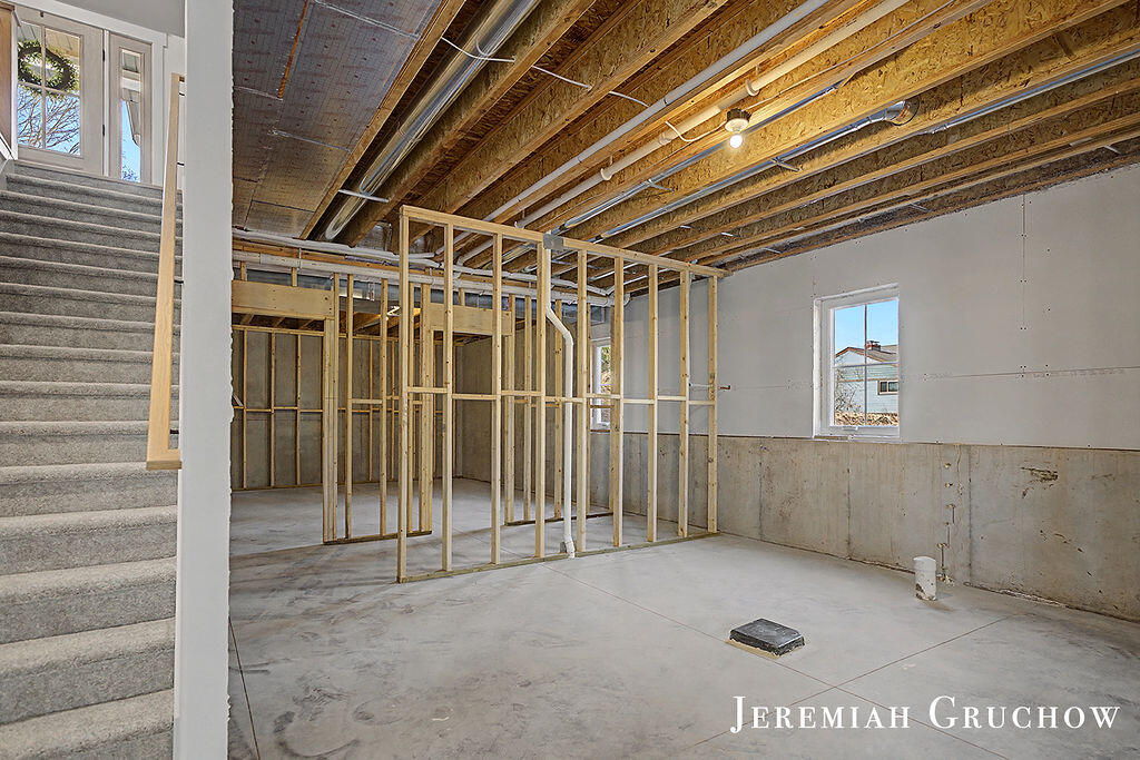 main property photo 58
