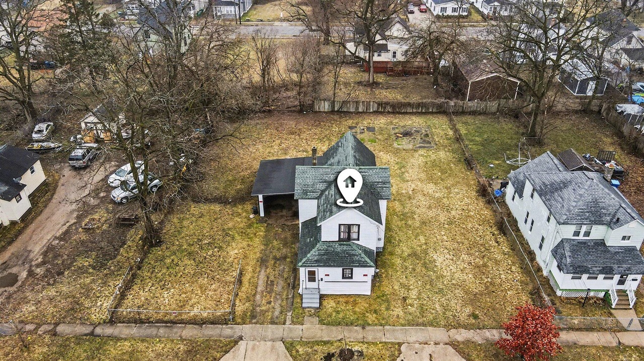 main property photo 18